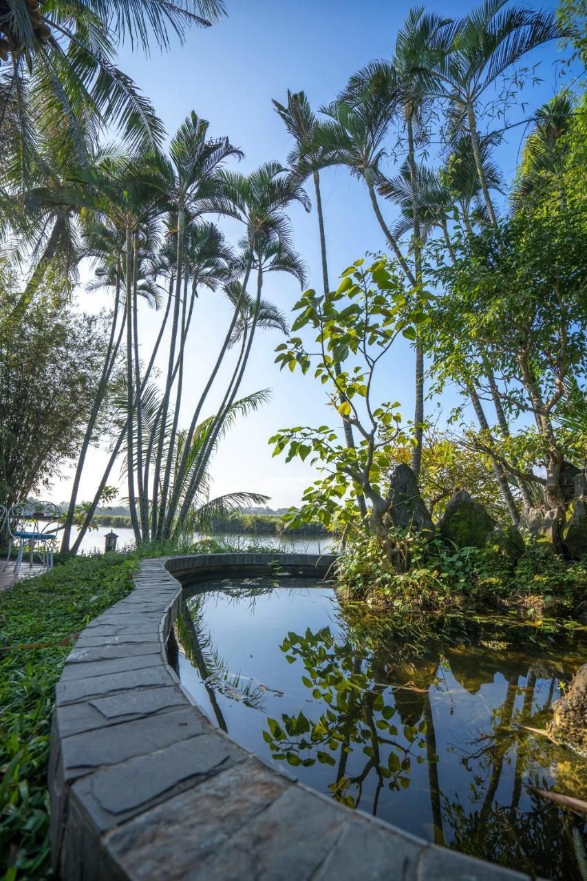 Hoi An Riverside Resort & Spa Exterior foto