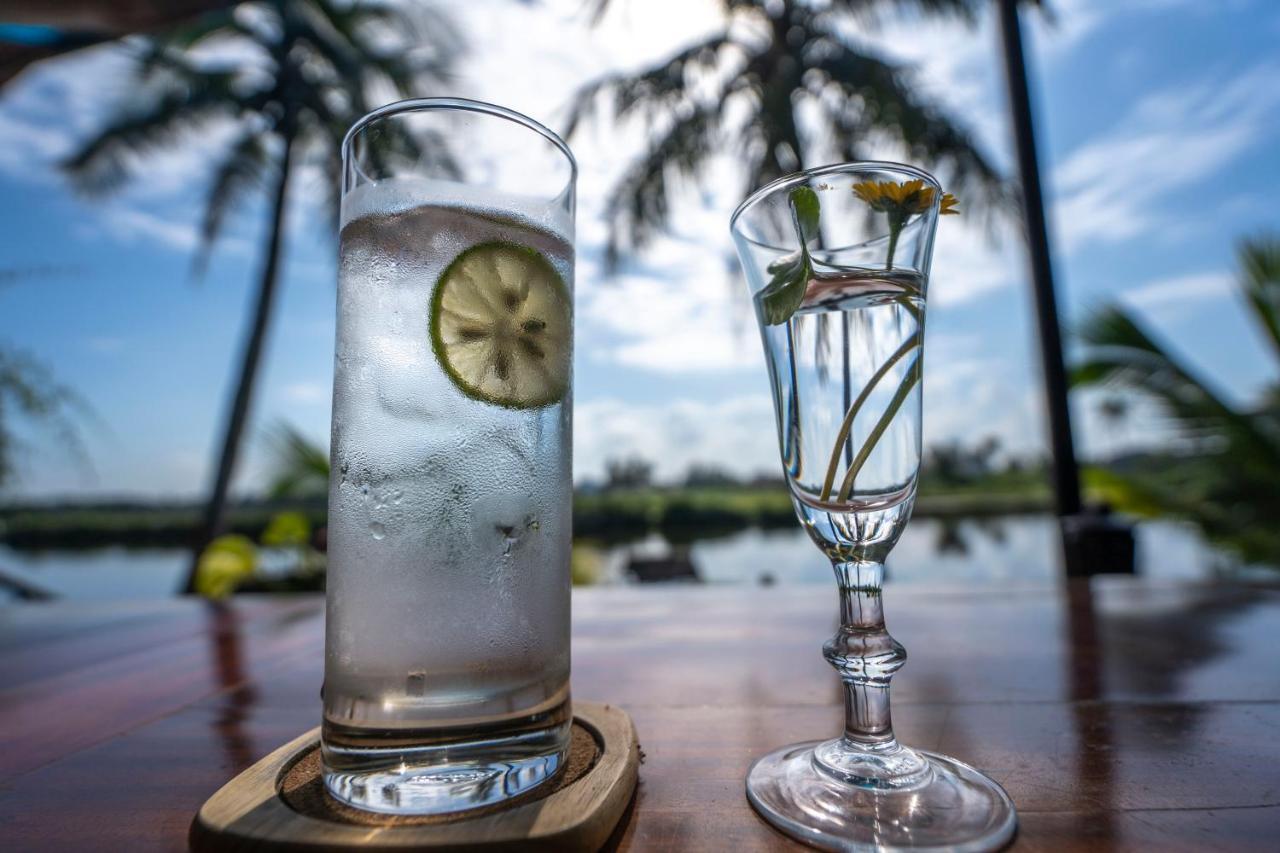 Hoi An Riverside Resort & Spa Exterior foto